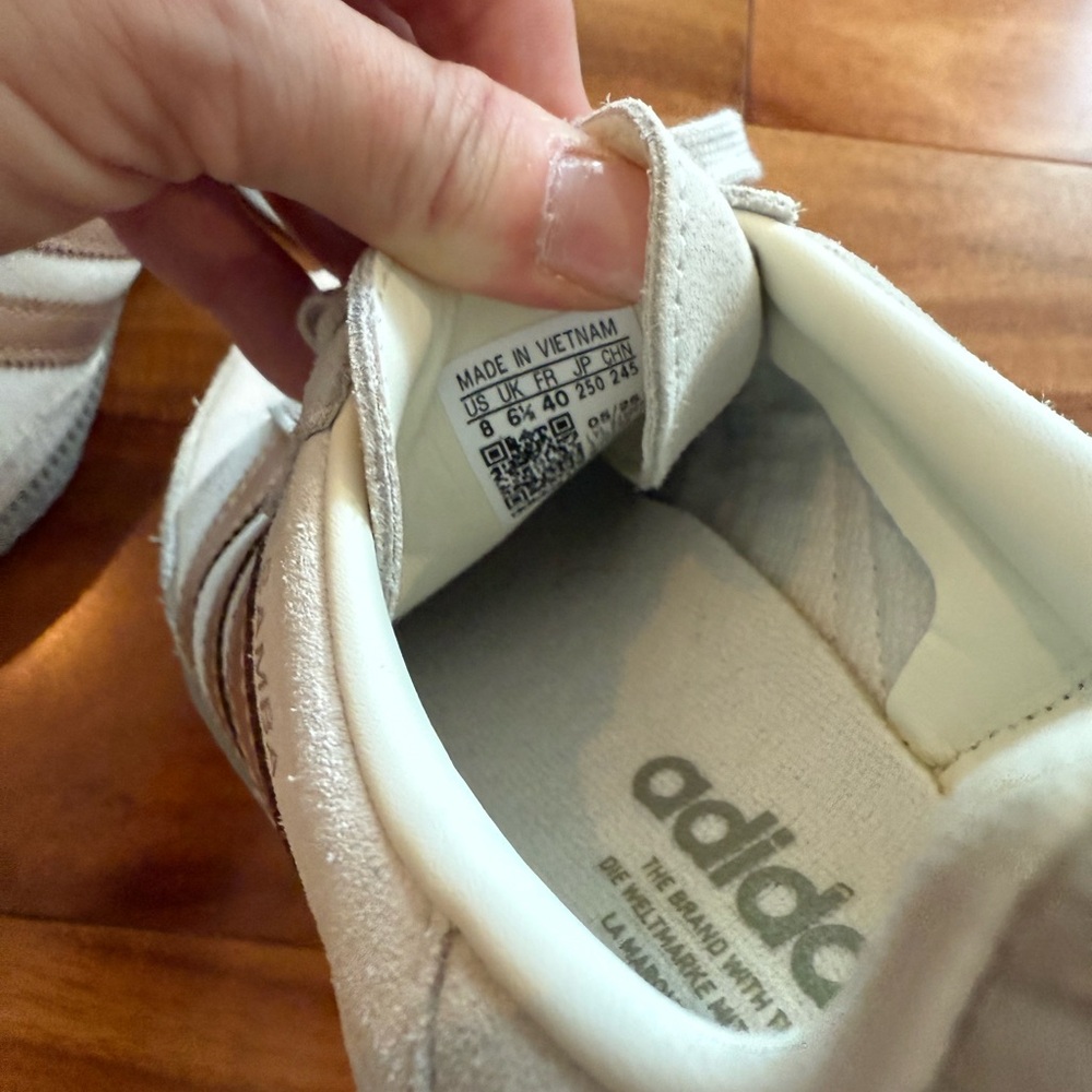 Adidas Sneakers in Cream and Brown - Picture 3 of 6